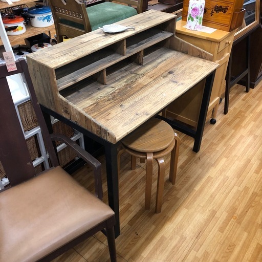 アンティーク調 天然木　デスク