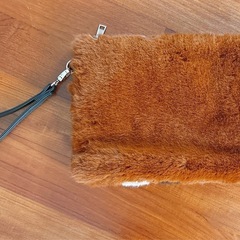 備品✨ふわふわクラッチバッグの画像