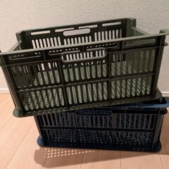 収納ケース、カゴ2つの画像