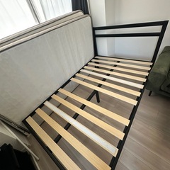 ベッドフレーム ZINUS セミダブル ブラック黒の画像