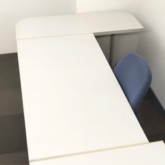 コクヨコクヨ事務用デスク　ホワイト L字型オフィスデスク 大型 引き取り限定の画像
