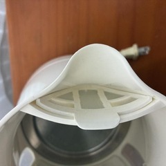 電気ケトル 1.2L ハイパワー1250W スピード沸騰 転倒防止ロック 省スチーム 一人暮らし 直接引取の画像