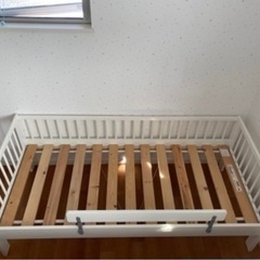 IKEA 子供用ベッドホワイト　GULLIVERの画像