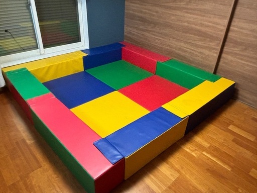 キッズコーナー　フロアマット