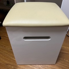 ニトリ　ドレッサー白の画像