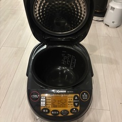 象印マホービン 炊飯器 5.5合 極め炊き IHタイプ 日本製 保温30時間 ブラック NW-VE10-BAの画像