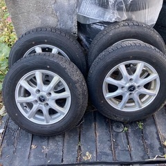 13インチ スタッドレス 4本セットの画像