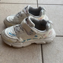 通学用スニーカー　中古スニーカー
　の画像