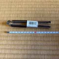 ステンレススチール製のトング　約15cmの画像