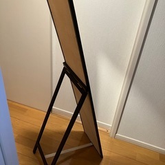 スタンドミラーの画像