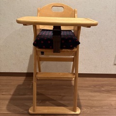 木製ベビーチェア 安全ベルト付き　KATOJI の画像