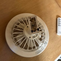 ファン付きシーリングライトの画像