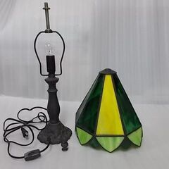 交渉中／ステンドグラスの電気スタンドの画像