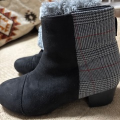 7日処分 子供用ブーツの画像