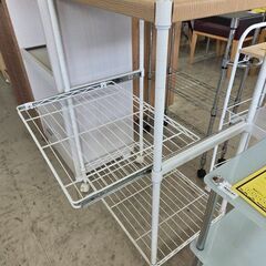 J8652 【リユースのサカイ柏店】 3段キッチンラック クリーニング済み　の画像