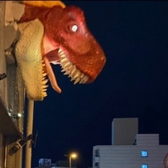 ティラノモニュメント！11月末までオブジェの画像