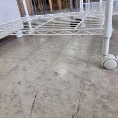 J8652 【リユースのサカイ柏店】 3段キッチンラック クリーニング済み　の画像