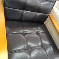 リユースのサカイ栃木店★ジモティ割あり★  椅子 ブラック×シナモン W63×D75×H76 クリーニング済み TC11426の画像