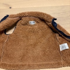 子供用ベスト 茶 90センチ アウターの画像