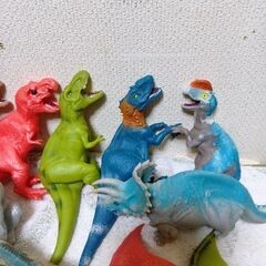 ゴム製恐竜フィギュア15体セットの画像
