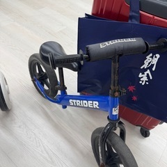 ストライダー青の画像