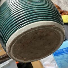【リユースショップスパークル】火鉢　No.93　陶器　インテリア　オブジェ　グリーン/ホワイト　金魚鉢　メダカ鉢　睡蓮鉢　配送可能♪の画像