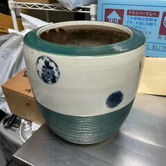 【リユースショップスパークル】火鉢　No.93　陶器　インテリア　オブジェ　グリーン/ホワイト　金魚鉢　メダカ鉢　睡蓮鉢　配送可能♪の画像