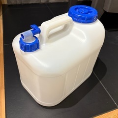 ポリタンク 2個セット　の画像