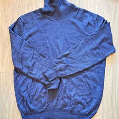 イタリア製 タートルネック（濃紫）サイズ：Lの画像