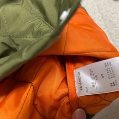 未使用新品！子供用軽量アウター　女の子男の子どちらでもOK 130サイズ　E.CLASSIC キルティングジャケット カーキの画像