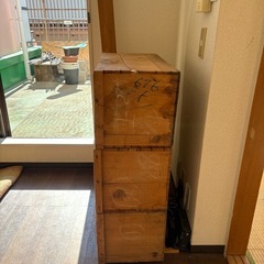 【無料でさしあげます】りんご箱3つの画像