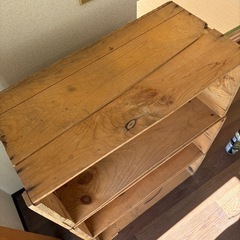 【無料でさしあげます】りんご箱3つの画像