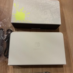 任天堂Switch有機EL美品(ドック、ACアダプター2個付き) の画像