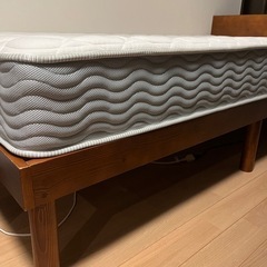 すのこシングルベッド　マットレス・フレーム付きの画像