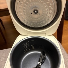 タイガー　炊飯器の画像