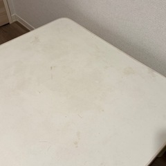 こたつテーブルの画像