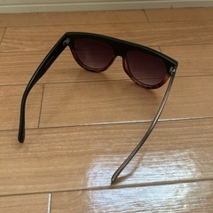 サングラス
の画像