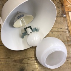 無印 大きいシェードのペンダントランプ　21年製の画像