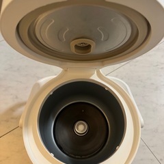 VERSOS 炊飯器 3合炊きの画像