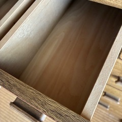 ガラス扉　　キャビネットの画像