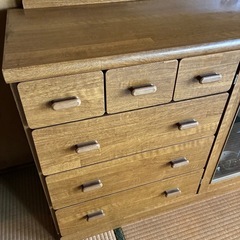 ガラス扉　　キャビネットの画像