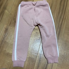 【95】ピンク　ズボンの画像