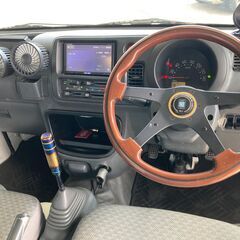 平成25年式 ダイハツ ハイゼットトラック 2WD 5MT 車検2年付きの画像