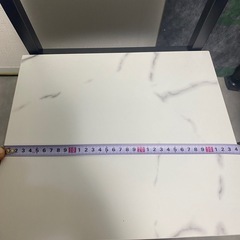 小さめの椅子の画像