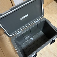 ロゴス　クーラーボックス（25リットル）の画像