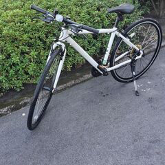 【リサイクルショップどりーむ天保山店】No.529　自転車　クロスバイク　切替NGの為お手頃価格で販売中🎵の画像