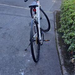 【リサイクルショップどりーむ天保山店】No.529　自転車　クロスバイク　切替NGの為お手頃価格で販売中🎵の画像