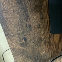 テレビとテレビボードの画像