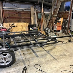 最終値下げ、11月8日までに決めて頂けた場合11万で大丈夫です。写真新しく載せ直しました。ボートトレーラー　平トレーラーに改造途中   テールなど外れております。こちらで仮に付けることも可能です。の画像