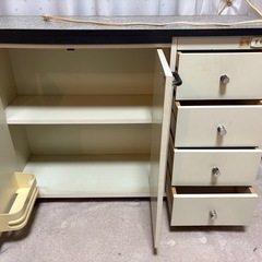 キッチンボード　キャスター付の画像
